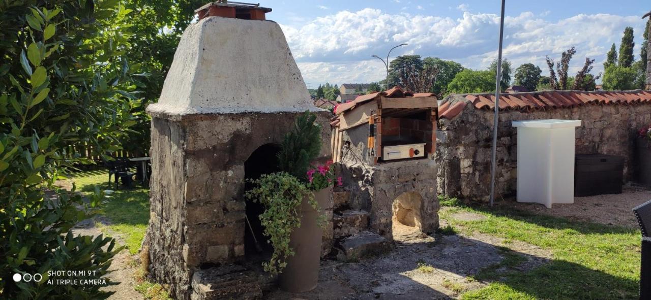 Maison De Charme Avec Jardin Vakantiehuis *