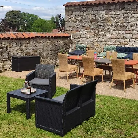 Maison De Charme Avec Jardin Cousance Exterior photo