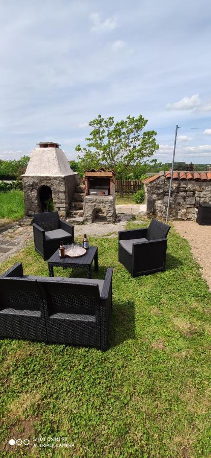 Maison De Charme Avec Jardin Holiday home Cousance